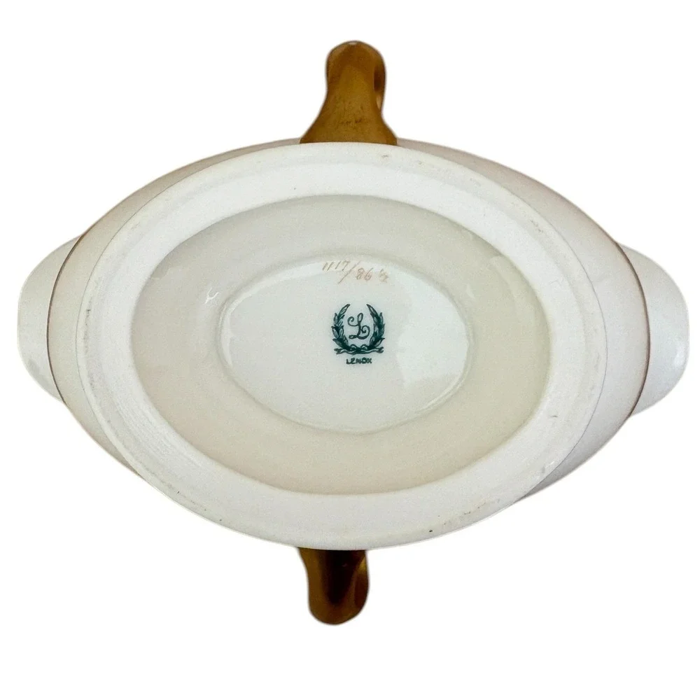 Lenox Ivory Porcelain Gravy Boat Gold Band Double Spout & Handles‎ Vintage